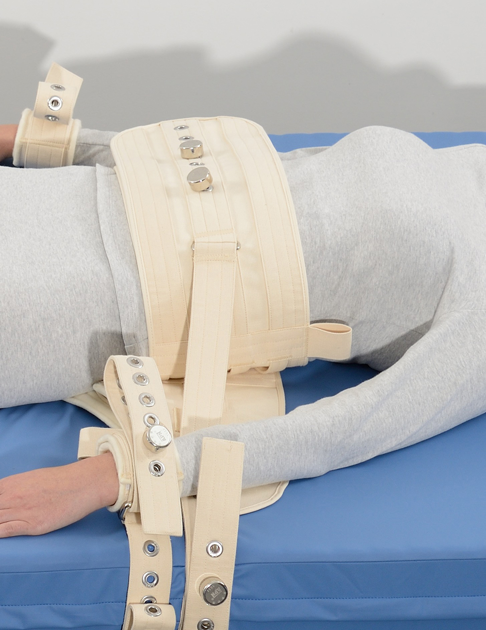 漳州一老年病医院采购100条蒙泰磁控约束带 - 东莞市蒙泰护理用品